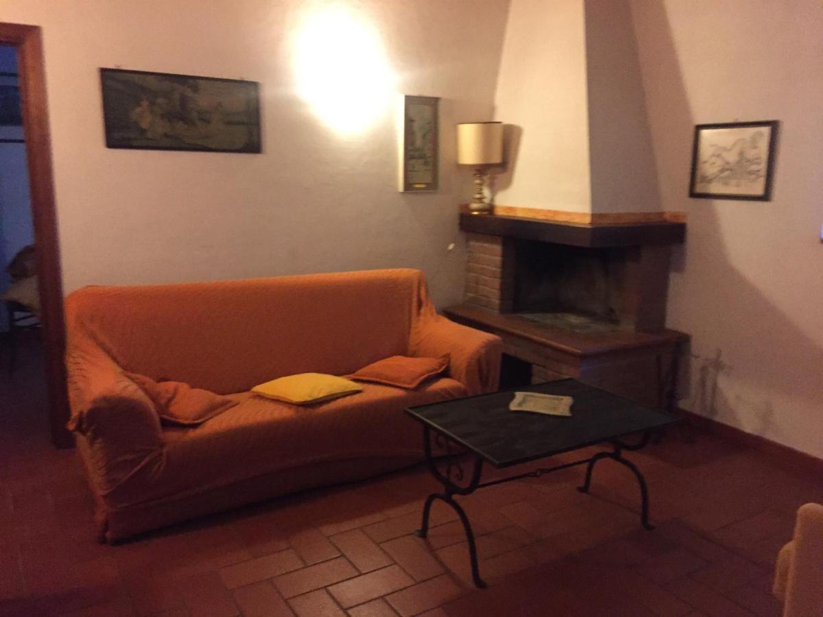 Agriturismo Le Colline Montescudaio Kültér fotó