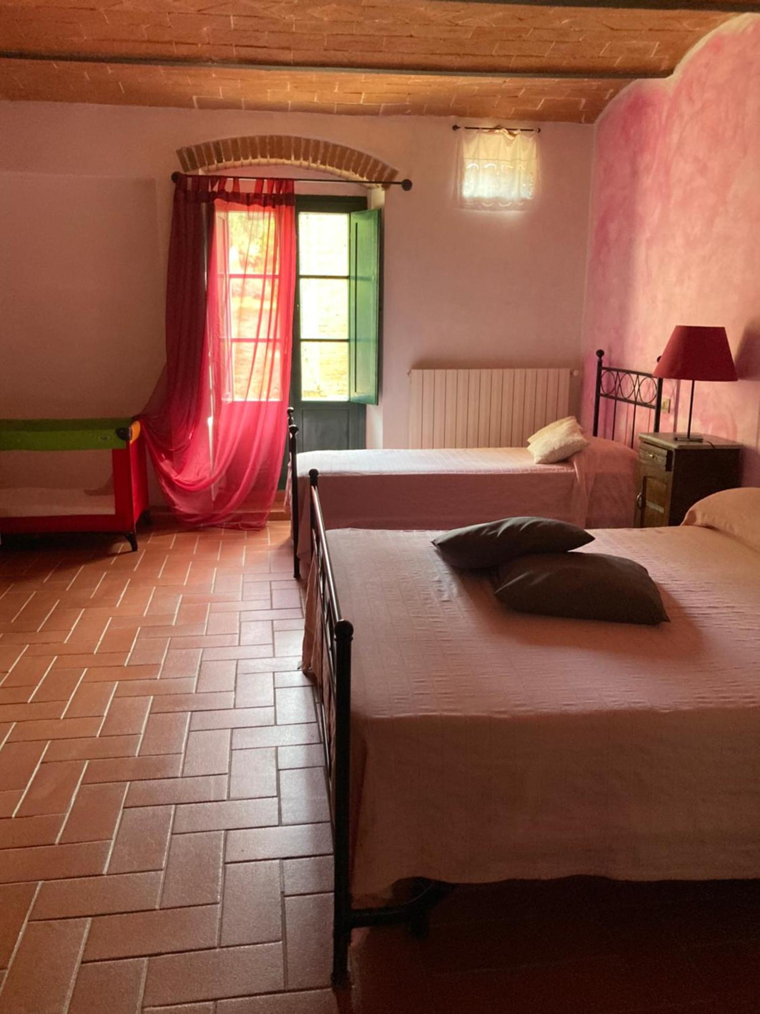 Agriturismo Le Colline Montescudaio Kültér fotó