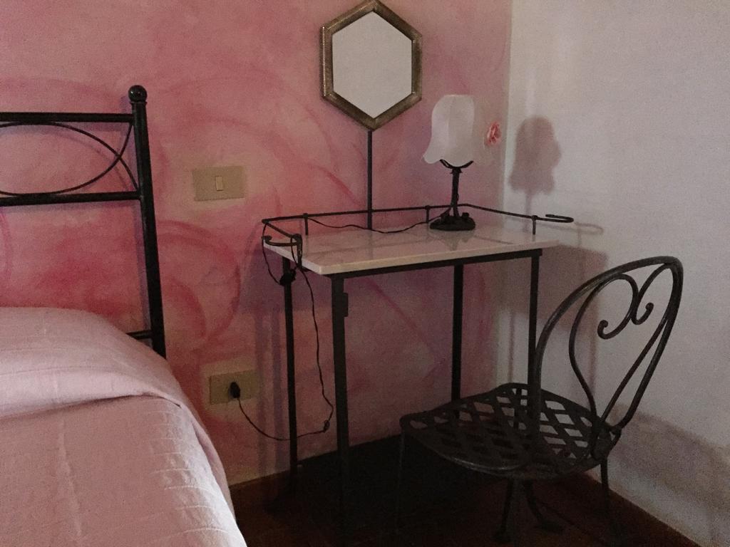 Agriturismo Le Colline Montescudaio Kültér fotó